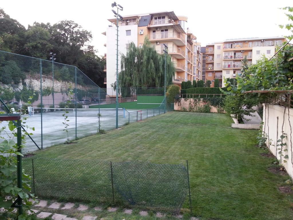 Elias Apartment Zlatni pjasătsi Eksteriør bilde