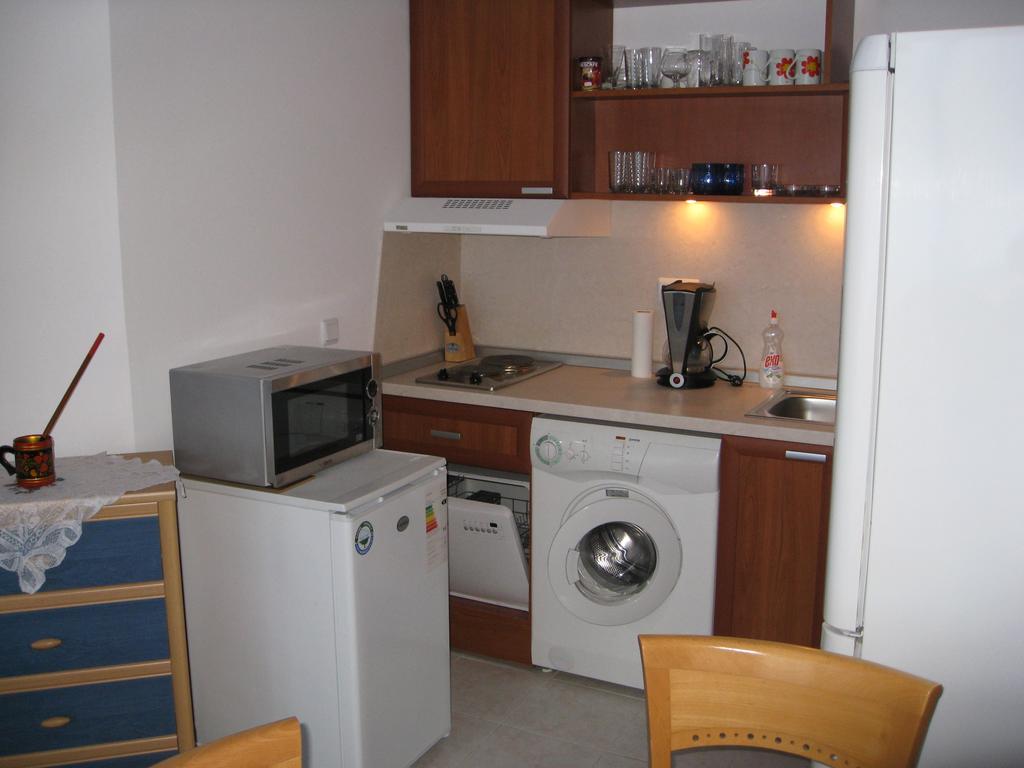 Elias Apartment Zlatni pjasătsi Eksteriør bilde
