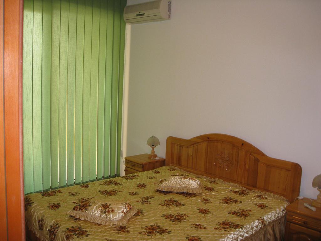 Elias Apartment Zlatni pjasătsi Eksteriør bilde